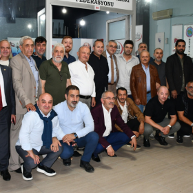 Navy White And Red Modern Breaking News Twitter Post